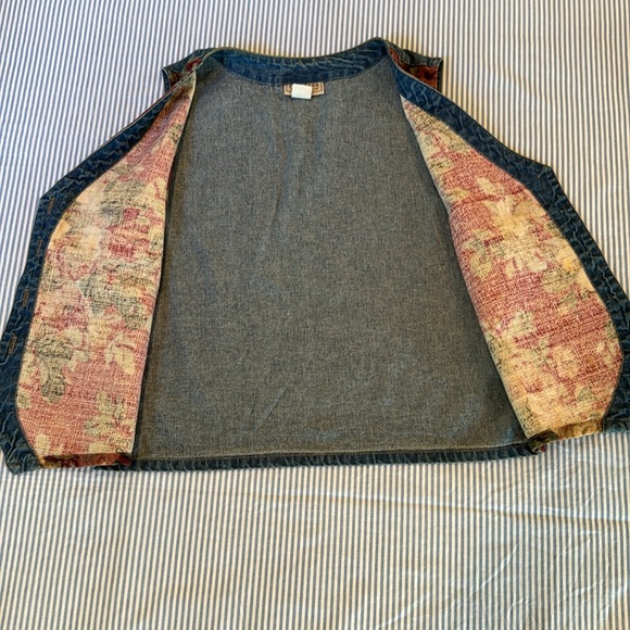 STAMPEDE Vintage Floral Tapestry Vest Size Medium - Picture 5 of 8